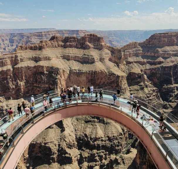 Glass Walkway Grand Canyon